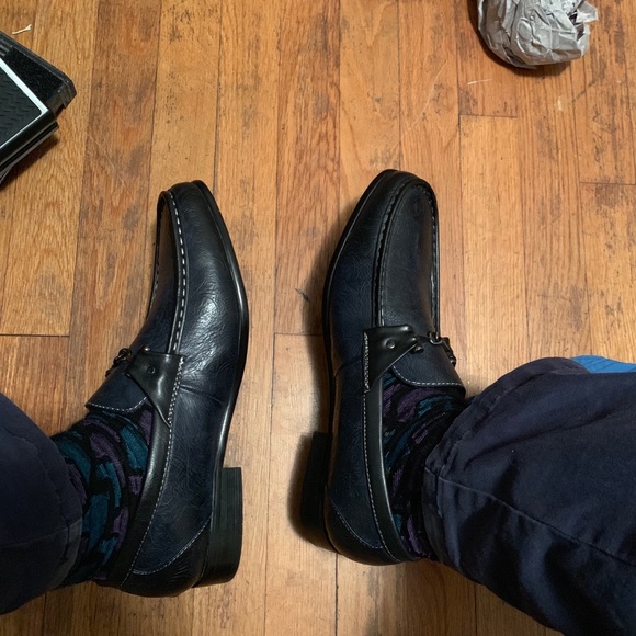 Beautiful men’s Size 11 Dress Shoes Navy Blue - Picture 2 of 2